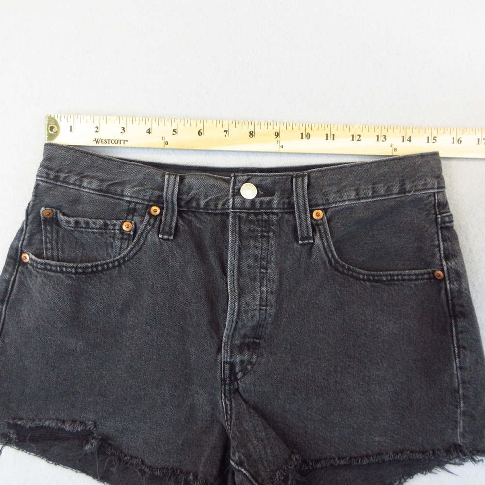 Levi's 501 Original Shorts Women W30 Black Denim Cutoff High Rise Button Fly - Picture 5 of 10
